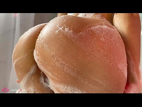 ❤️ Brunette Anoita bonyora neVibrator kune Yakanyanya Orgasm muShower Zvinonyadzisira ﹏